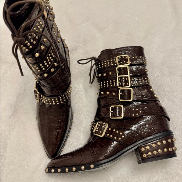 Brown Combat Moto Boots 9 with Gold Studded Detailing - Picture 4 of 6